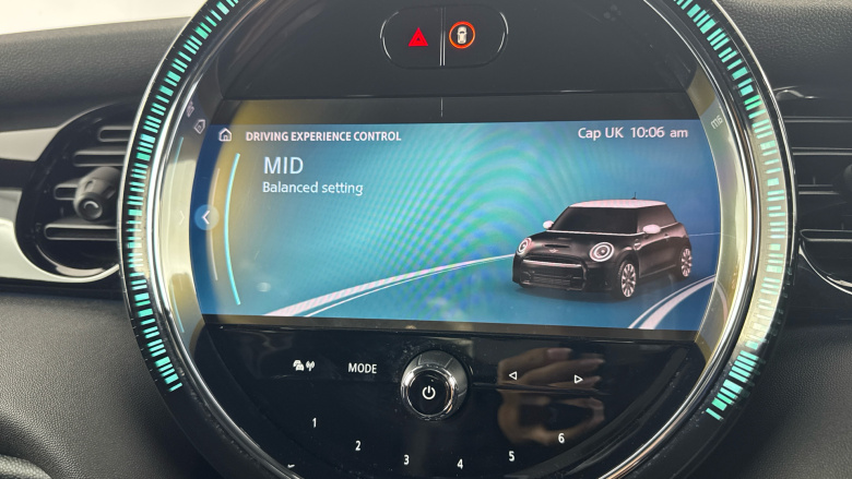 MINI Hatchback 1.5 Cooper Sport Premium 3dr Auto Petrol Hatchback